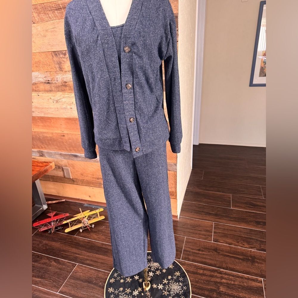 Live 2 Lounge 3pc blue Textured Cable Knit Cardigan Tank & Pant Set Blue Sz S